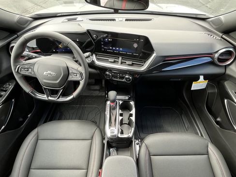 New 2026 Chevrolet Trax RS w/ Driver Confidence Package FWD image 9