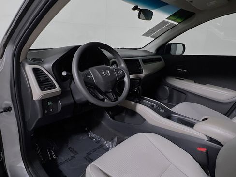 Used 2022 Honda HR-V LX image 30