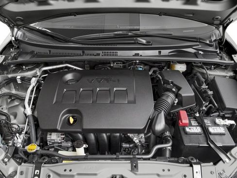 Used 2018 Toyota Corolla LE FWD image 13