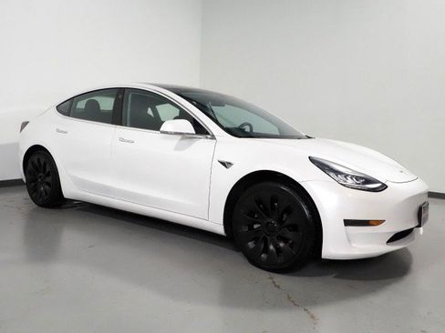 Used 2020 Tesla Model 3 Standard Range Plus image 63