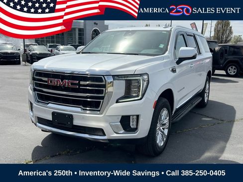 Used 2024 GMC Yukon XL SLT w/ SLT Luxury Package AWD/4WD image 2