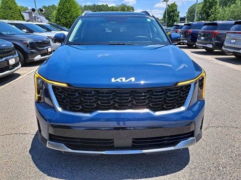 New 2026 Kia Sorento S w/ S Panoramic Sunroof Package FWD image 2