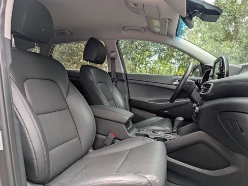 Used 2021 Hyundai Tucson Limited image 15
