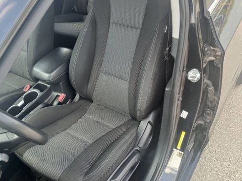 Used 2016 Hyundai Elantra GT image 11