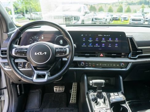 Certified 2025 Kia Sportage X-Pro AWD/4WD image 14
