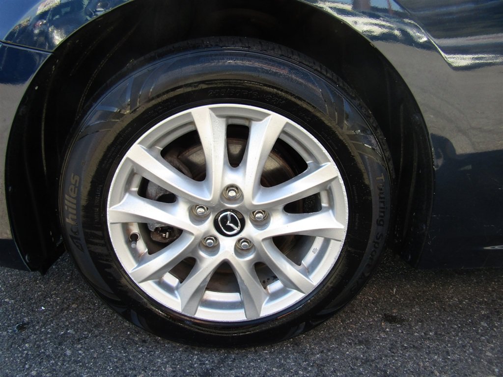Used 2017 MAZDA MAZDA3 Sport w/ Preferred Equipment Package FWD image 12