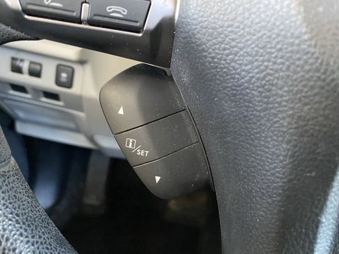 Used 2014 Subaru Forester 2.5i Premium w/ All-Weather Package AWD/4WD image 21