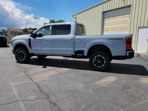 New 2026 Ford F250 Lariat w/ Tremor Off-Road Package AWD/4WD image 4
