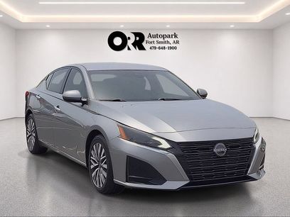 Used 2023 Nissan Altima 2.5 SV