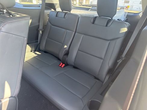 New 2026 Ford Explorer Active w/ Active Comfort Package image 11