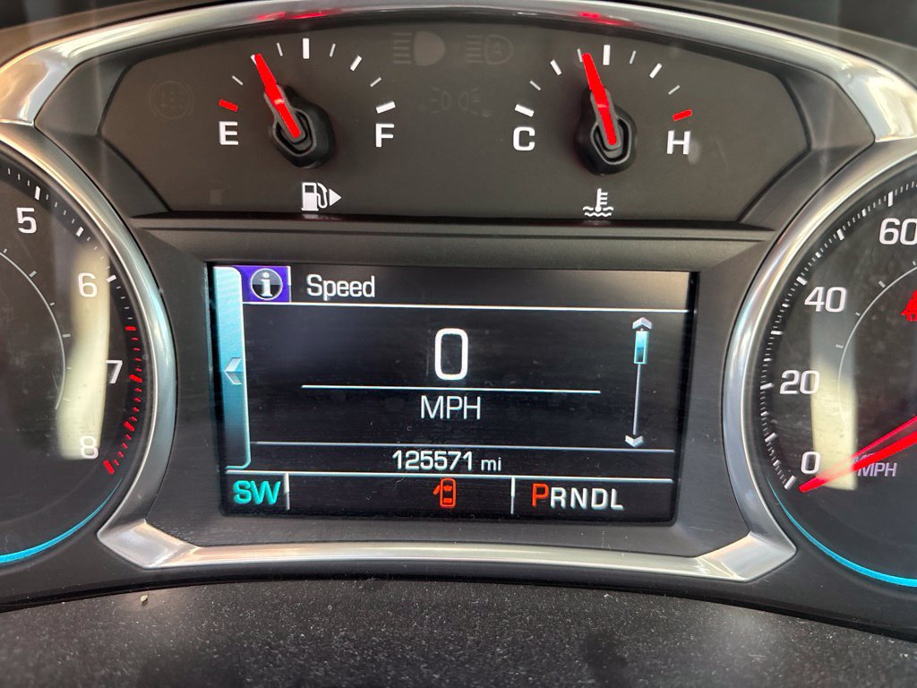 Used 2018 Chevrolet Malibu LT FWD image 13