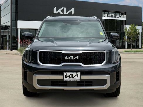 Certified 2024 Kia Telluride EX w/ EX Captain's Chair Package AWD/4WD image 5