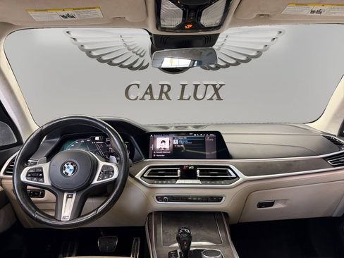 Used 2020 BMW X7 M50i w/ Dynamic Handling Package AWD/4WD image 11