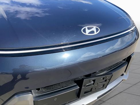 Used 2024 Hyundai Kona Limited FWD image 29