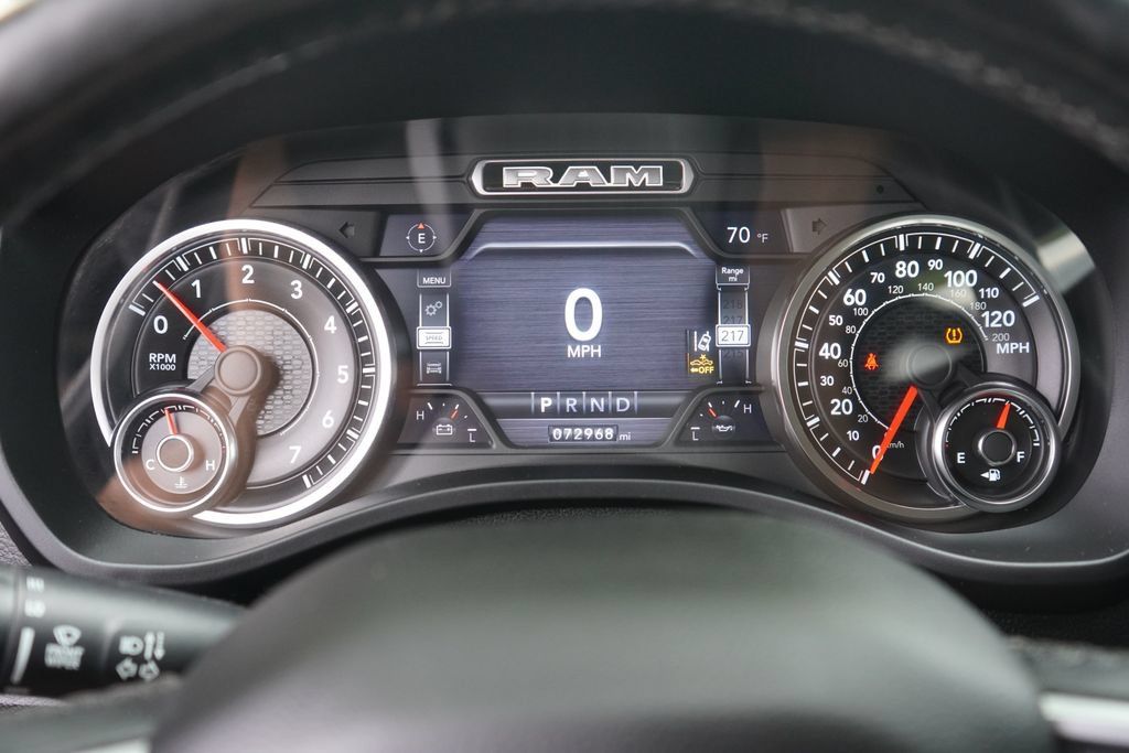 Used 2019 RAM 1500 Laramie AWD/4WD image 19