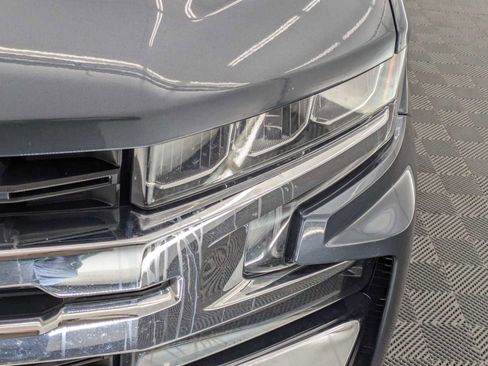 Used 2020 Chevrolet Silverado 1500 LT w/ All-Star Edition image 10