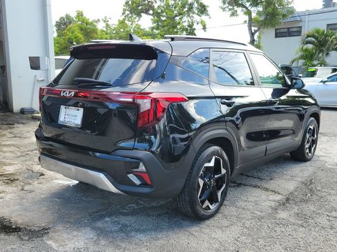 Certified 2025 Kia Seltos S FWD image 4