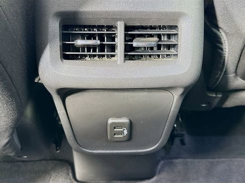 Used 2023 GMC Terrain SLE w/ Driver Convenience Package FWD image 26