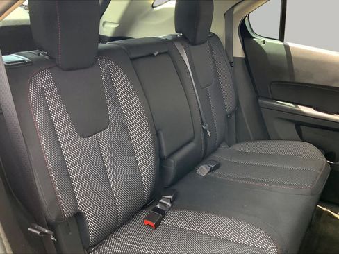 Used 2017 Chevrolet Equinox LS FWD image 20
