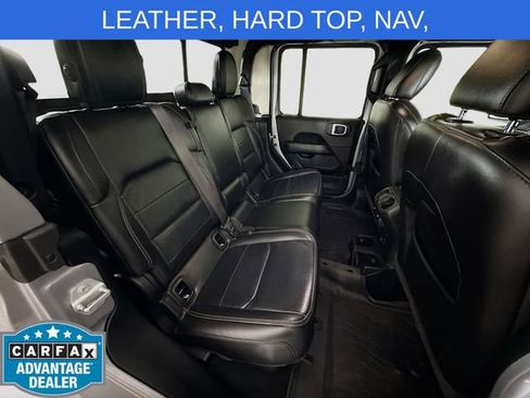 Used 2020 Jeep Gladiator Overland AWD/4WD image 25