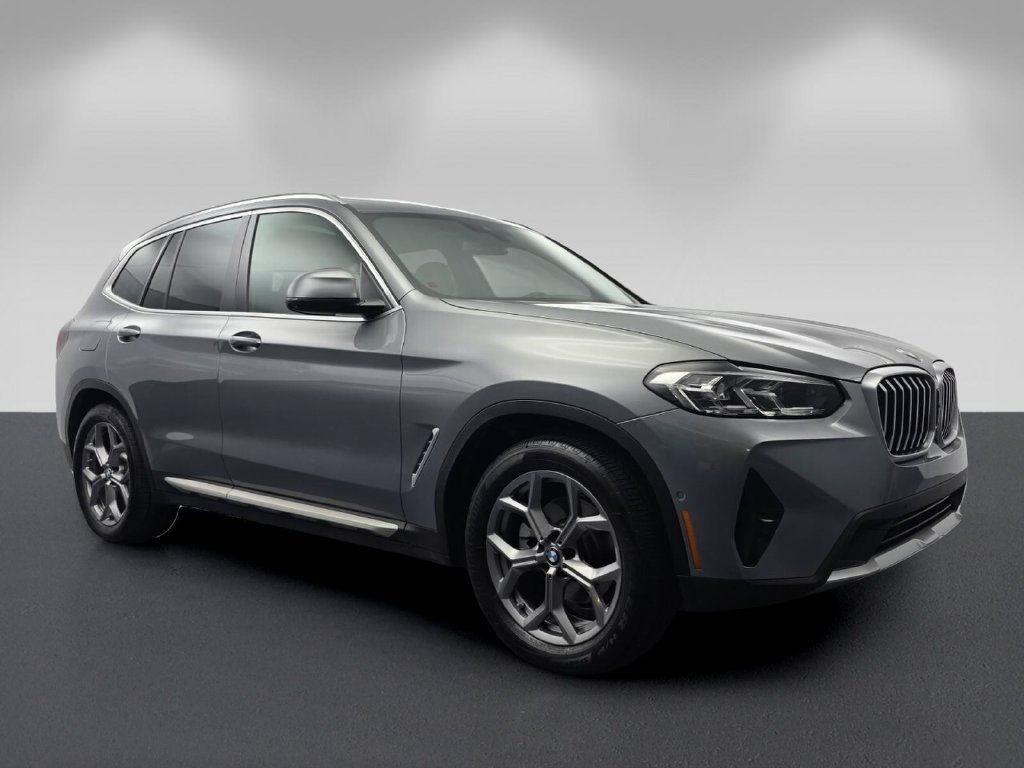 Used 2024 BMW X3 sDrive30i w/ Convenience Package RWD image 1
