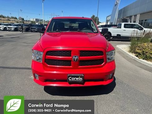 Used 2018 RAM 1500 Express w/ Express Value Package AWD/4WD image 2