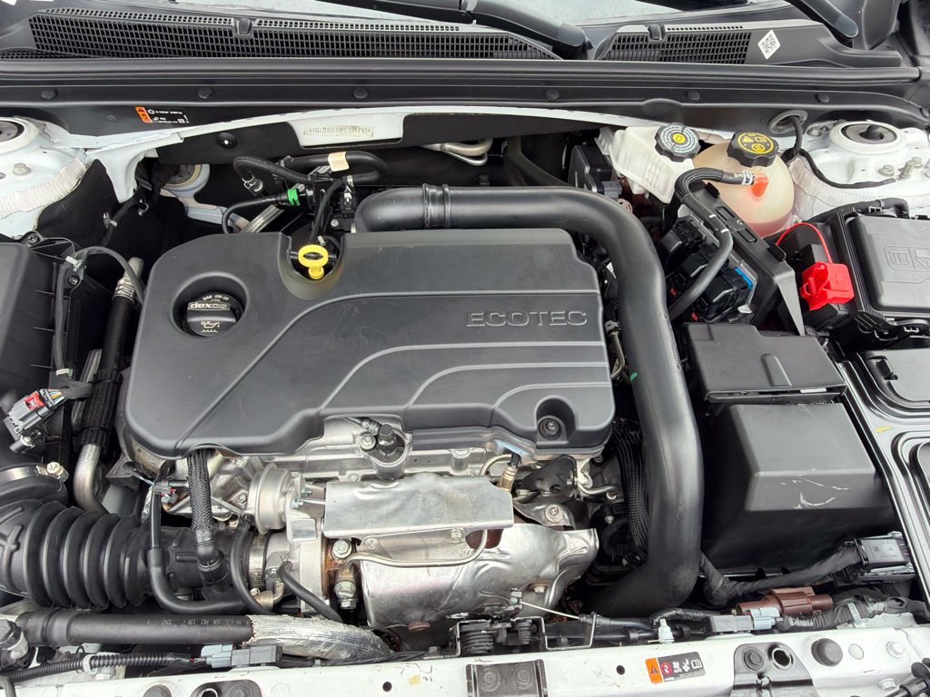 Used 2023 Chevrolet Malibu LT FWD image 14