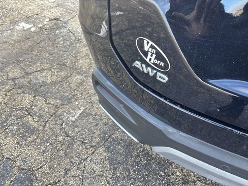 Certified 2023 Honda Pilot Touring image 36