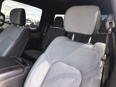 Used 2021 RAM 1500 Big Horn image 11