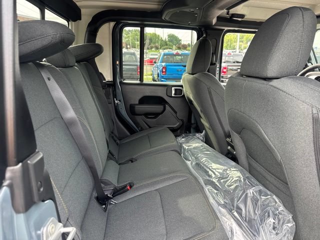 New 2026 Jeep Gladiator Sport AWD/4WD image 11