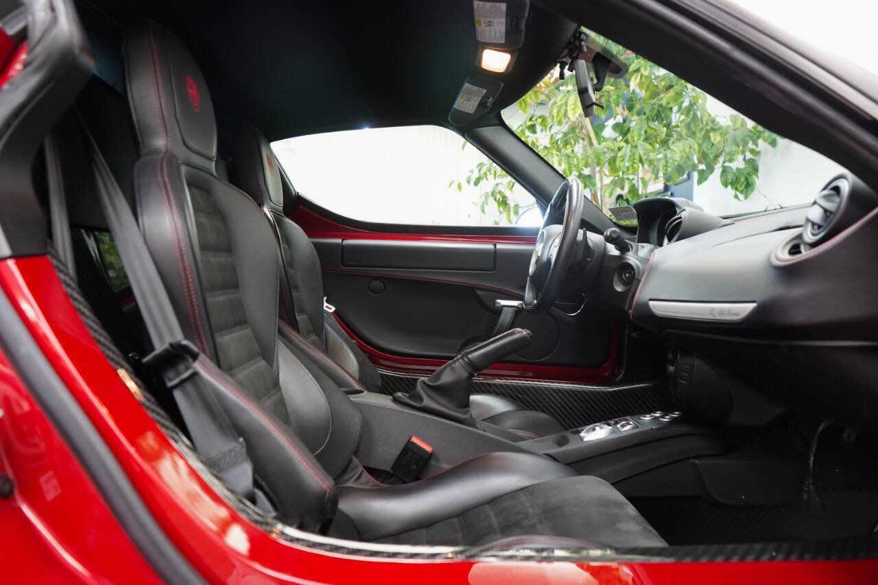 Used 2016 Alfa Romeo 4C Coupe w/ Convenience Group - Coupe RWD image 51