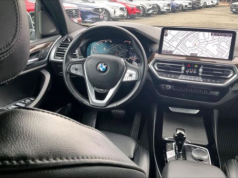 Used 2023 BMW X3 xDrive30i w/ Premium Package image 8