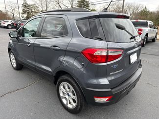 Used 2021 Ford EcoSport SE video 3
