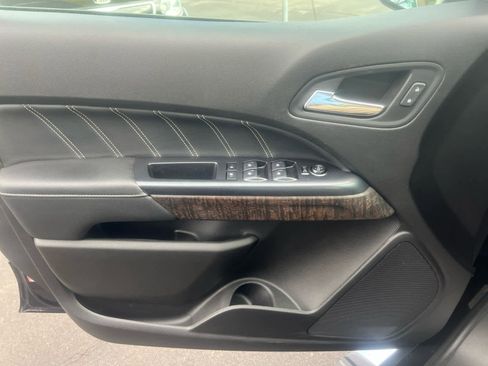 Used 2021 GMC Canyon Denali image 13