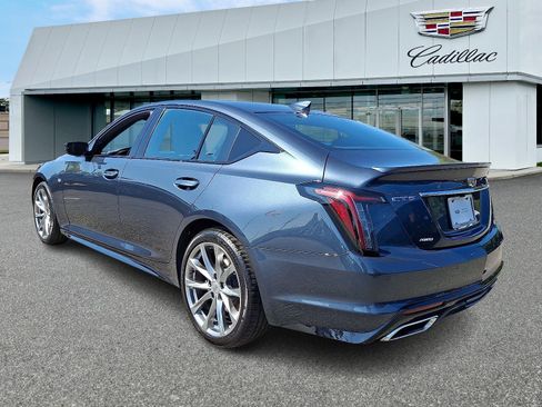 Used 2022 Cadillac CT5 Sport image 3