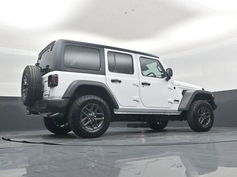 New 2026 Jeep Wrangler Unlimited Sport w/ Convenience Group AWD/4WD image 39