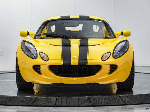 Used 2005 Lotus Elise RWD image 38