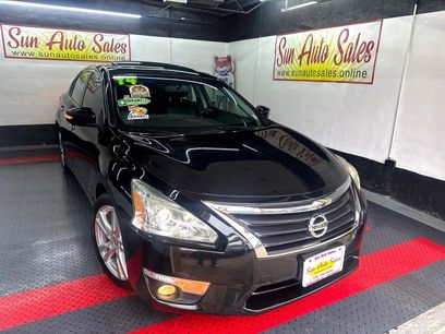 Used 2014 Nissan Altima 3.5 SL w/ Technology Package
