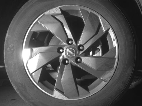 Used 2025 Nissan Rogue SV FWD image 13