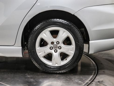 Used 2005 Toyota Matrix XR FWD image 7