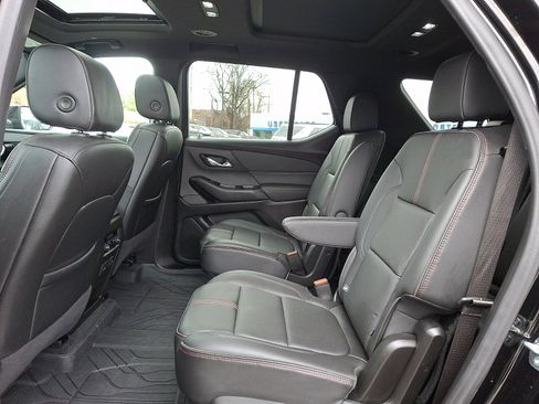 Certified 2023 Chevrolet Traverse RS w/ LPO, Floor Liner Package image 10