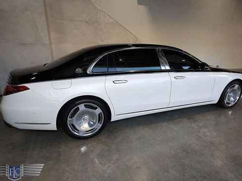 Used 2021 Mercedes-Benz Maybach S 580 4MATIC image 5