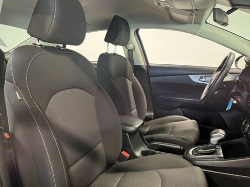 Used 2024 Kia Forte LXS FWD image 10