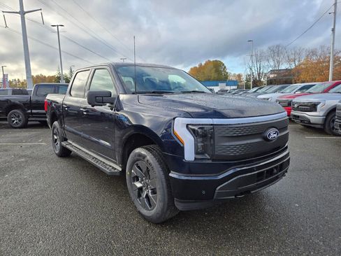 New 2025 Ford F150 Lightning Flash AWD/4WD image 3