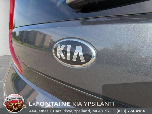 Used 2020 Kia Soul LX FWD image 9