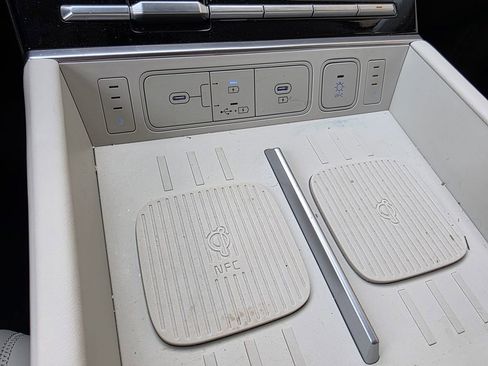 Used 2025 Hyundai Santa Fe Calligraphy image 36