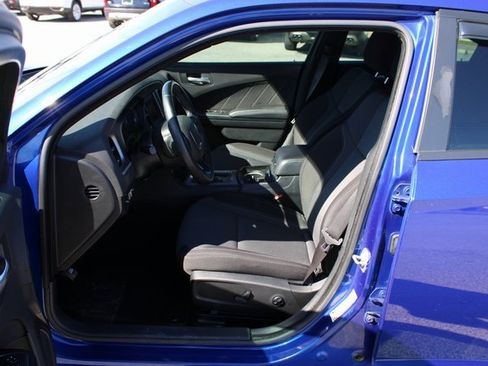 Used 2020 Dodge Charger SXT w/ Blacktop Package image 14