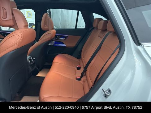 Certified 2025 Mercedes-Benz GLC 300 image 23