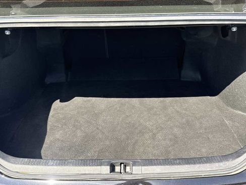 Used 2021 Toyota Camry SE FWD image 21