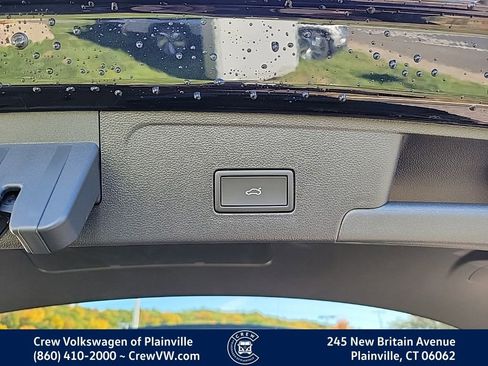 New 2026 Volkswagen Atlas Cross Sport SE image 54